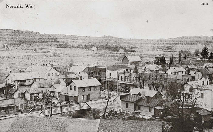 The County Line | Norwalk, early 20th century - The County Line